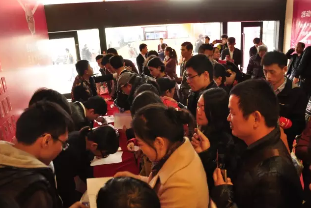 1481347448140158.png blob.png