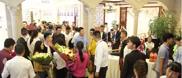 1506397082970323.png blob.png