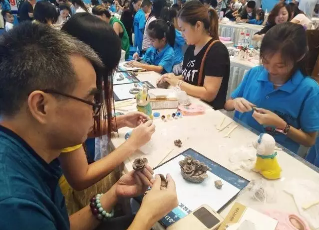 1506583406412803.png blob.png