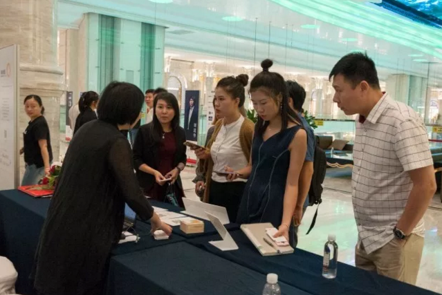 1509075349988224.png blob.png