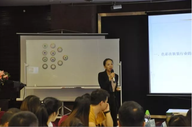 1510715510619872.png blob.png